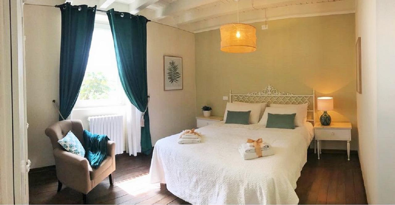Il Giardino Segreto Bed & Breakfast อีเซโอ ภายนอก รูปภาพ