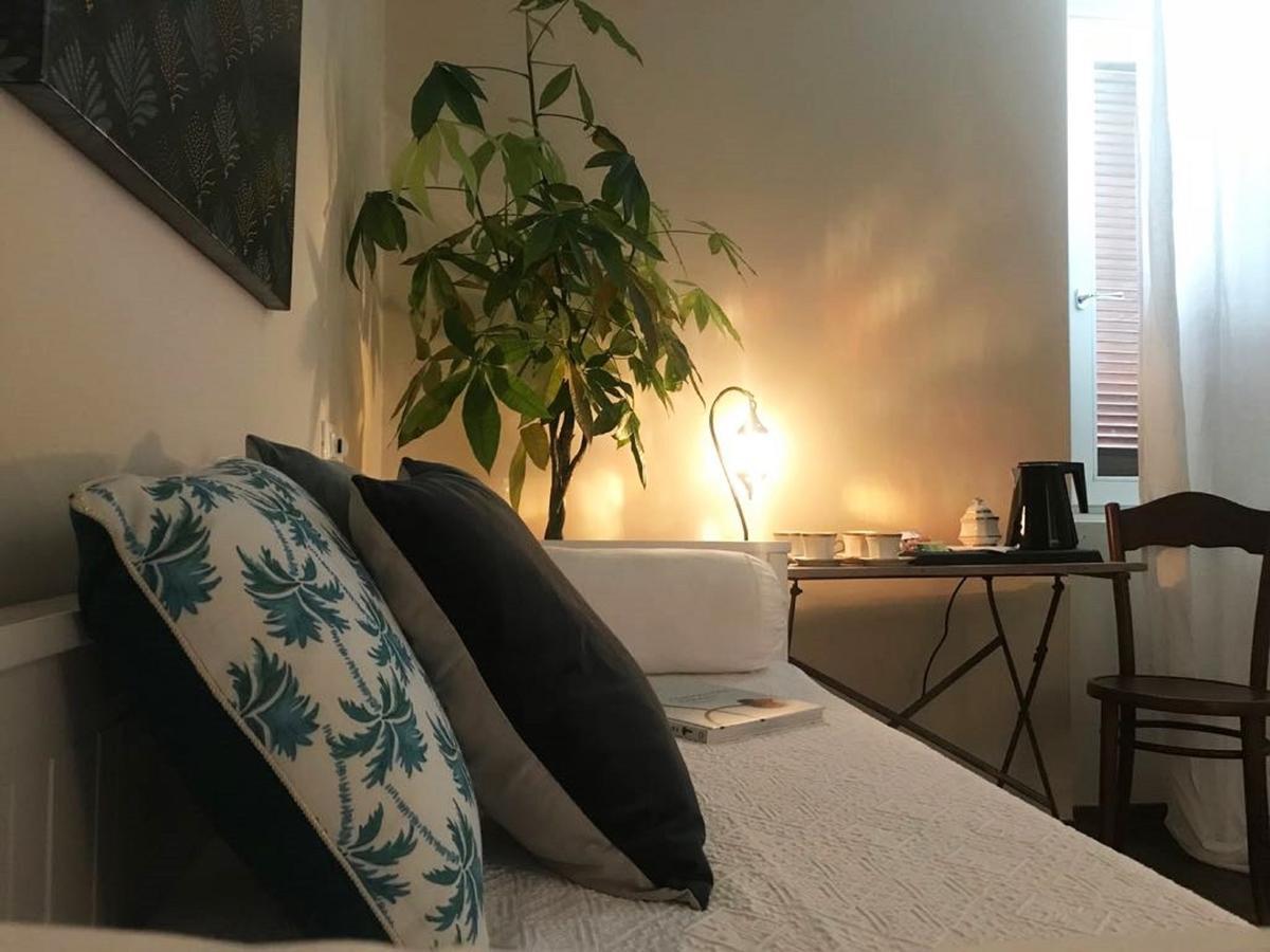 Il Giardino Segreto Bed & Breakfast อีเซโอ ภายนอก รูปภาพ